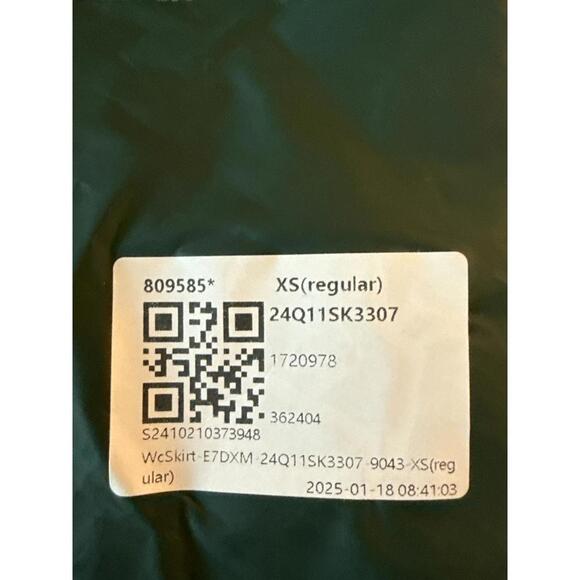 NWT Halara High Waisted Decorative 2-in-1 A Line Suede Mini Casual Skirt Size XS - Picture 9 of 9